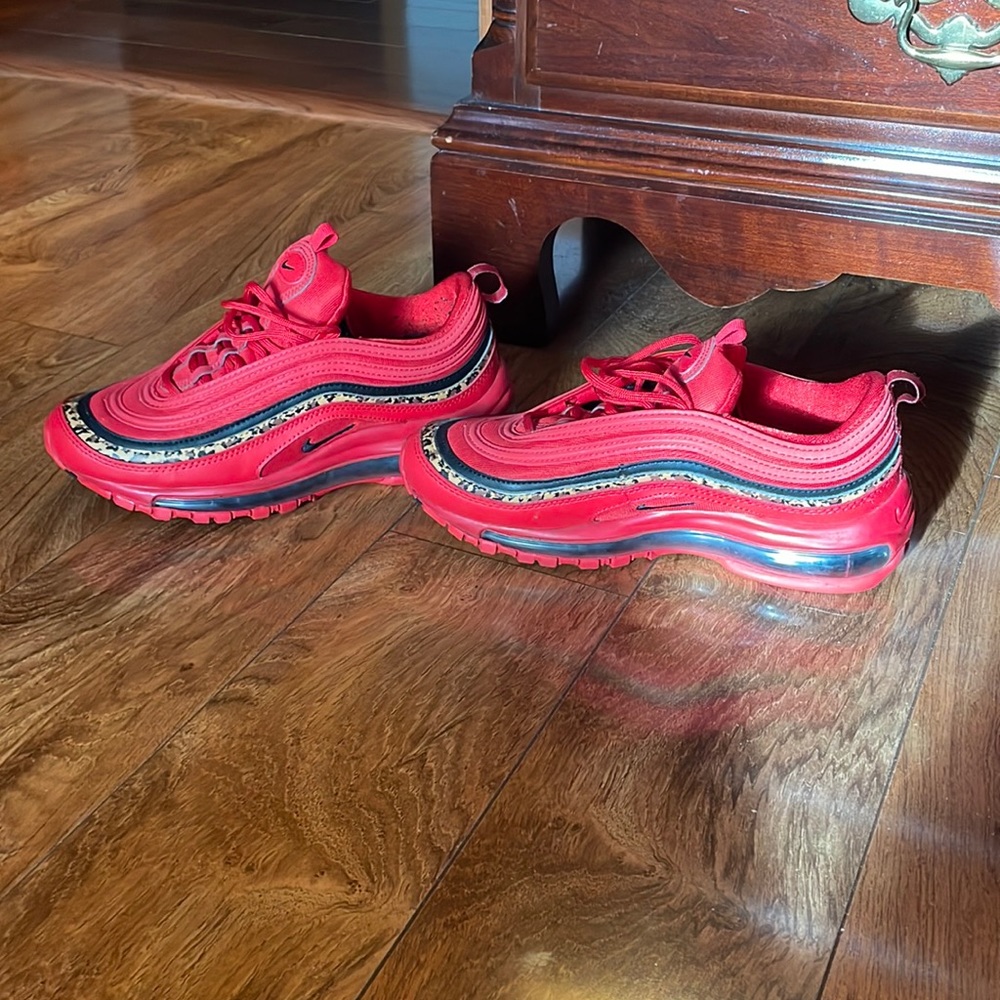 Nike Sneaker